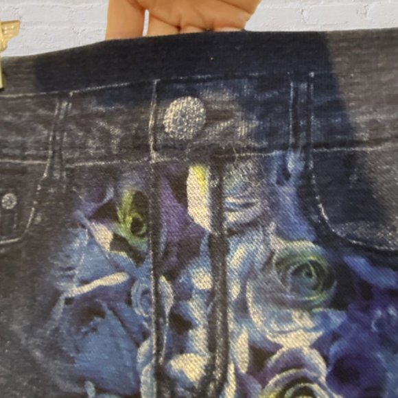 DOCELE -- Leggings, Jeans-Look "Denim" with Flower Print Front and Back - Picture 5 of 10